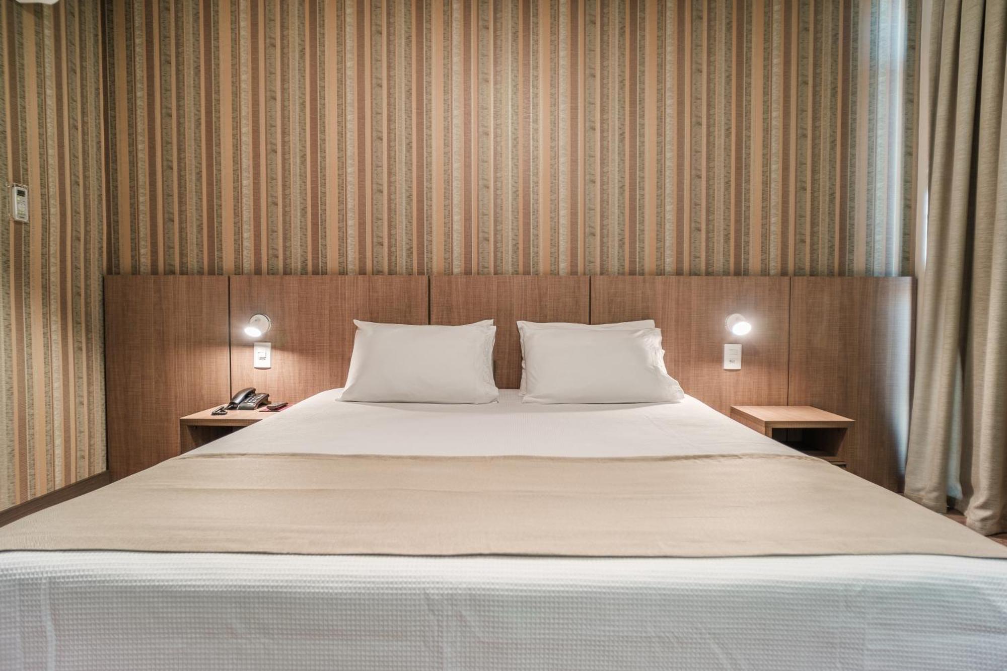 Bello Hotel Толедо Екстериор снимка