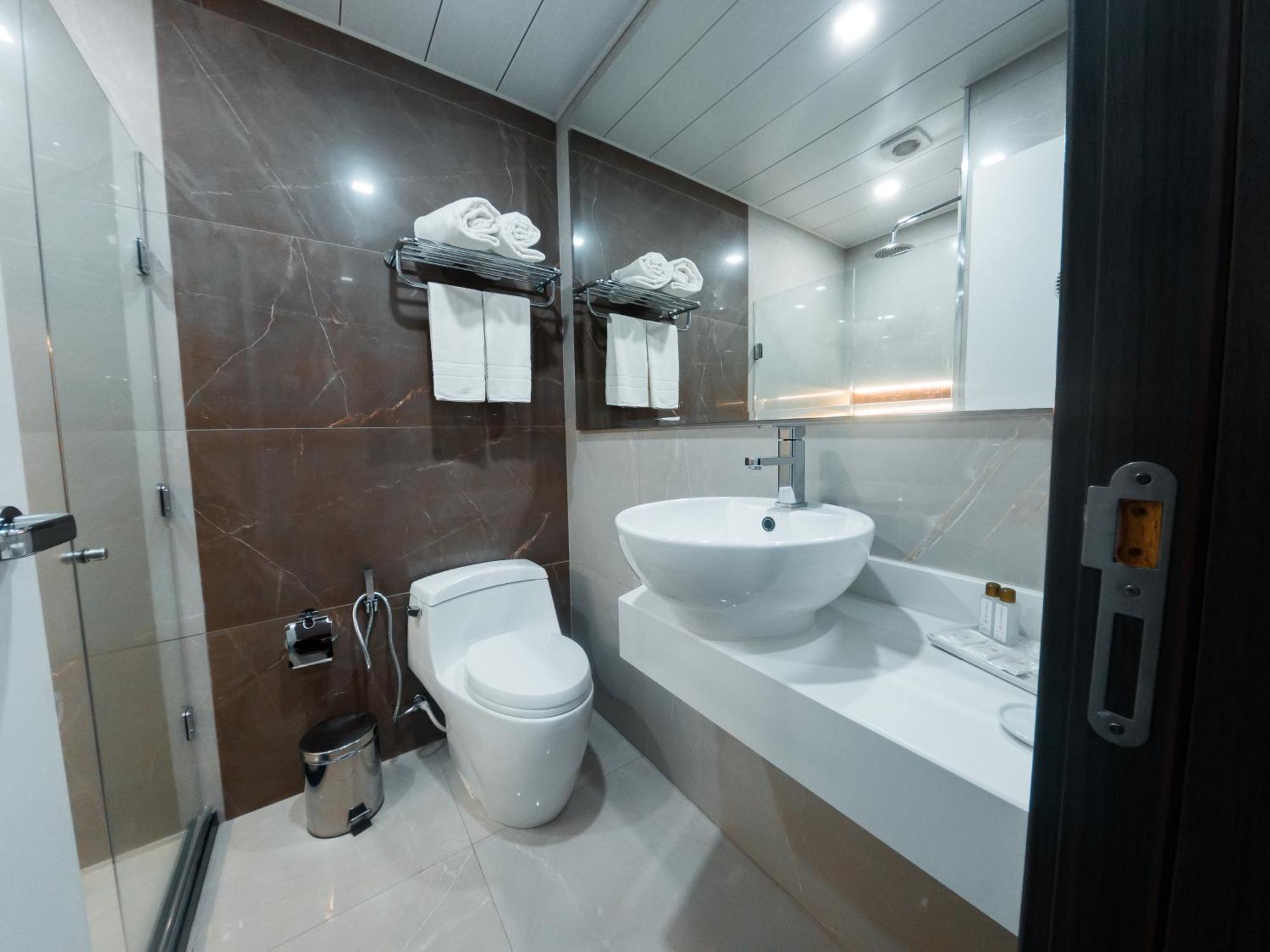 Bello Hotel Толедо Екстериор снимка