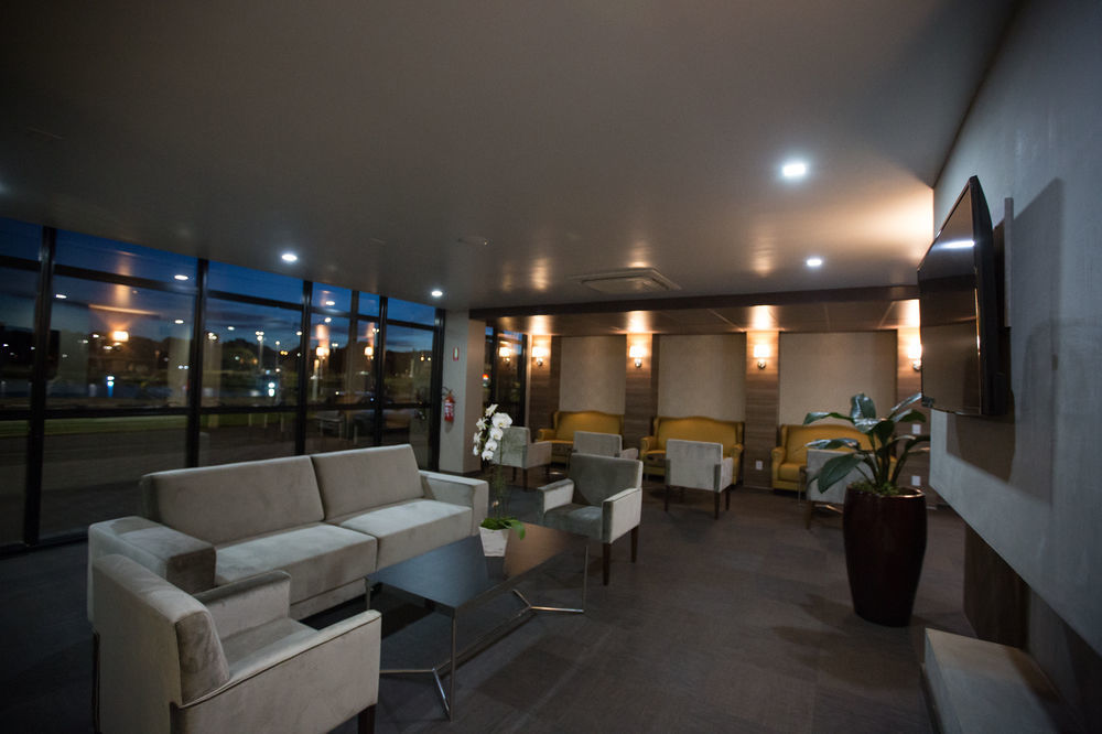 Bello Hotel Толедо Екстериор снимка